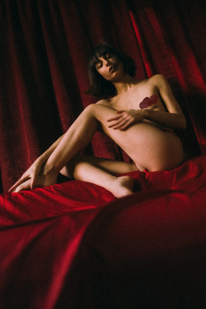 kiki-minou-neo-burlesque-artista-showgirl-fan-dance-dancer-striptease-performer-star-spettacolo-intrattenimenti-evento-nazionale-internazionale-miglior-italiana-modella-mulin-rouge-folies-bergere-crazy-horse-lido-de-paris-luca-russo