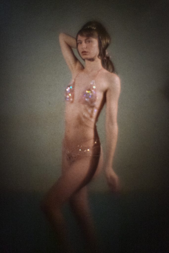 Kiki Minou performer di burlesque e modella shooting